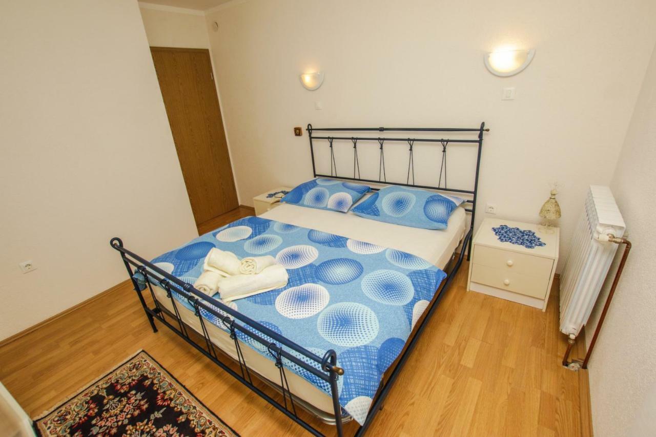 Apartment Dori ポレッチ エクステリア 写真